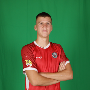 Portret napadača fudbalskog kluba IMT, Miloš Jović